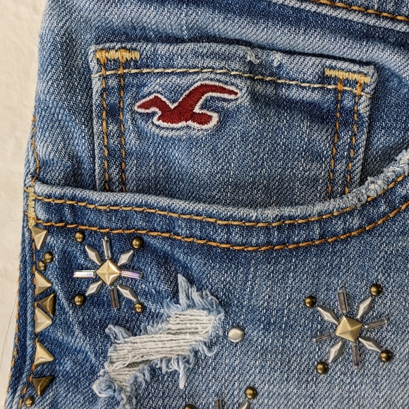☀️Hollister EUC Starburst distressed jean shorts 28W Junior 7 blue cutoffs - Picture 5 of 13